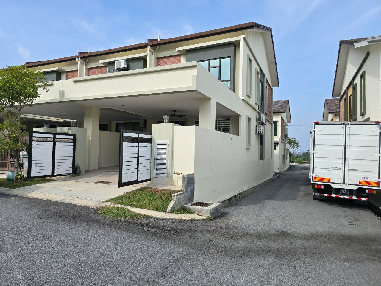 2 Storey Terrace Taman Nada Alam 5B - photo 2