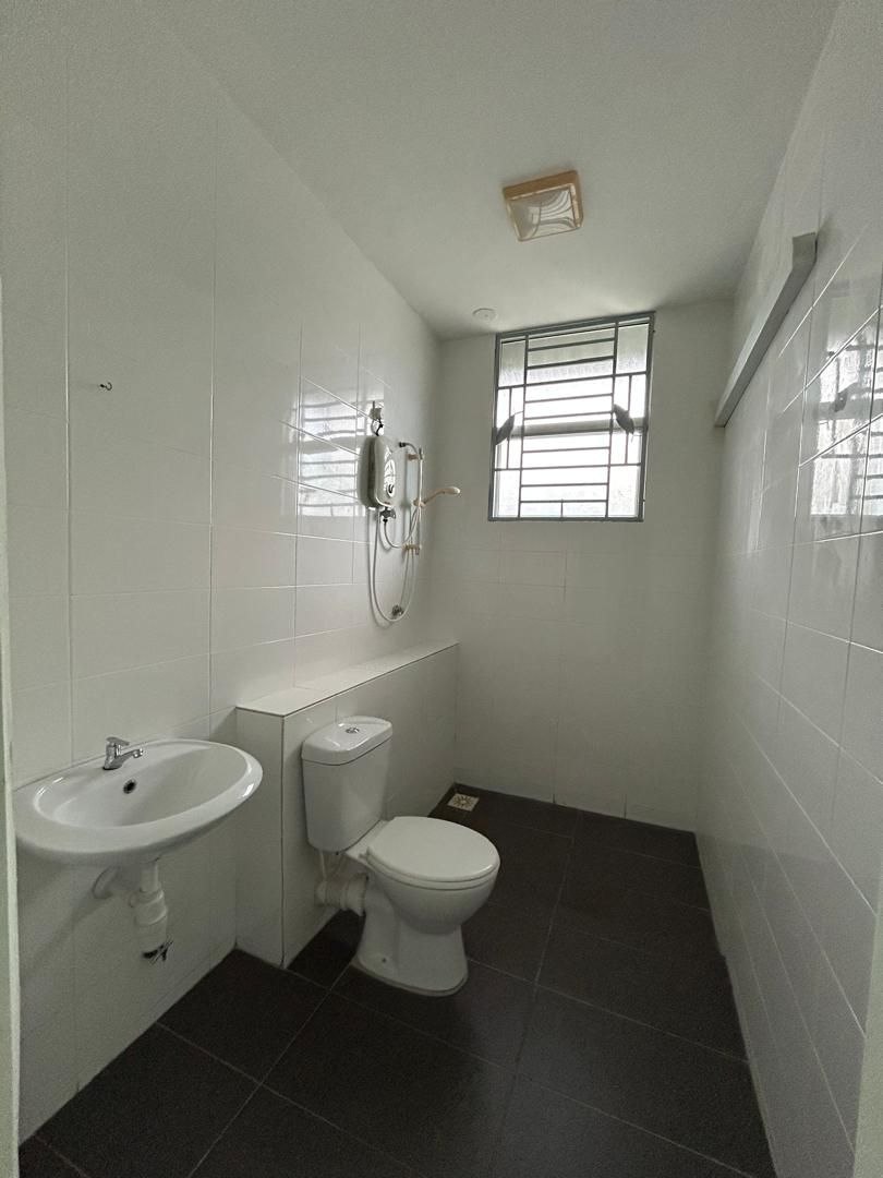 3 Storey Bangi Avenue Seksyen 7 - photo 11