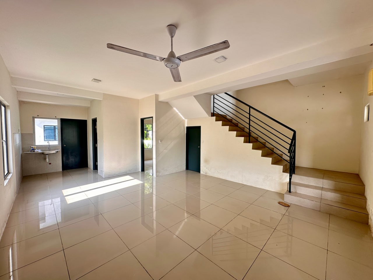 Corner Lot 2 Storey Terrace Kita Bayu Cybersouth - photo 8