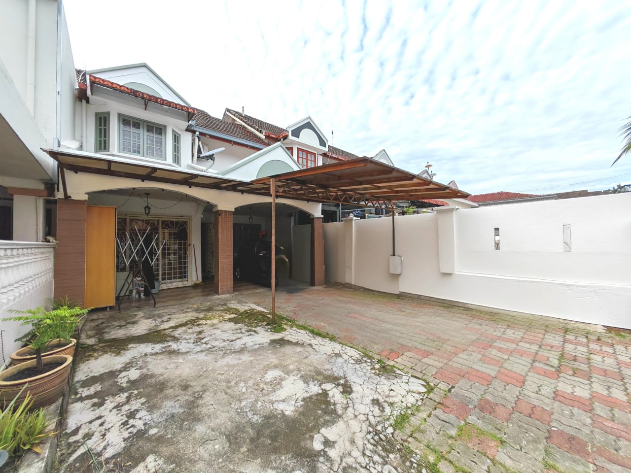 Double Storey Terrace Bandar Tun Hussein Onn - photo 2