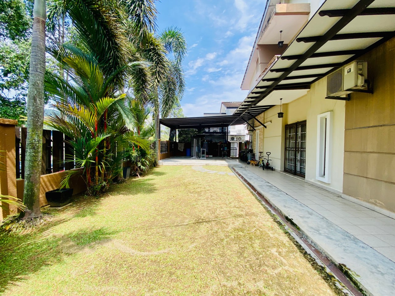 Taman Riana Ukay 2 Storey Terrace Corner Lot - photo 3