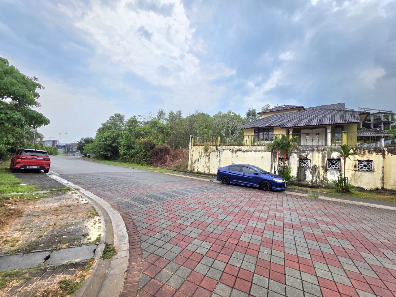 Bungalow Lot Putra Hill Residency Bandar Seri Putr - photo 2