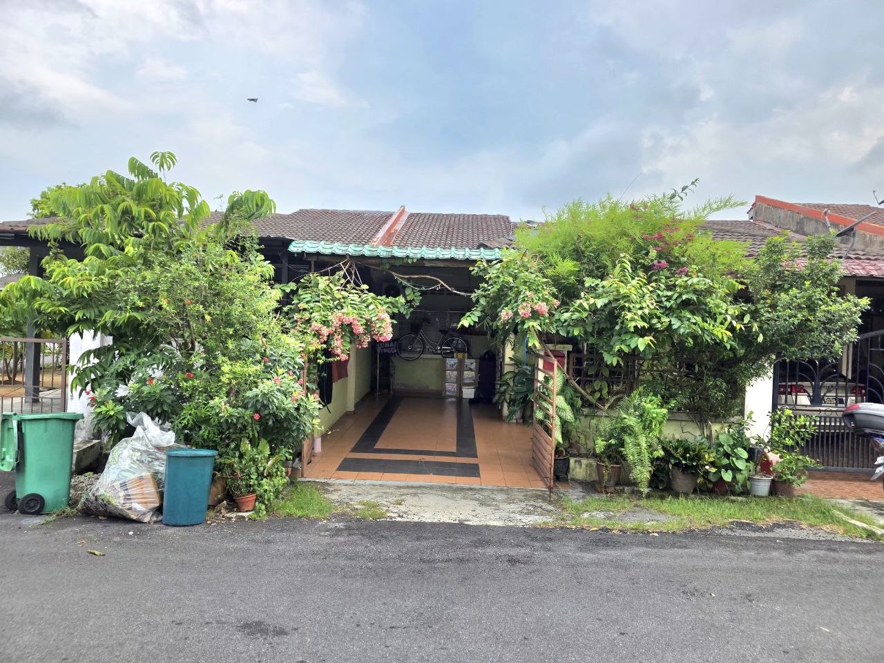 Single Storey Seksyen 5 Bandar Rinching Semenyih - photo 2