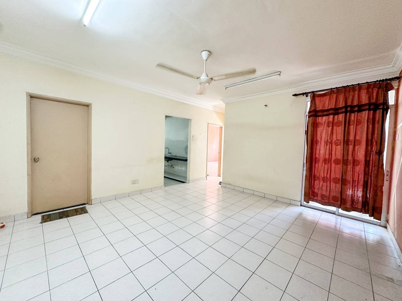Apartment Teratai Taman Sutera Kajang - photo 2