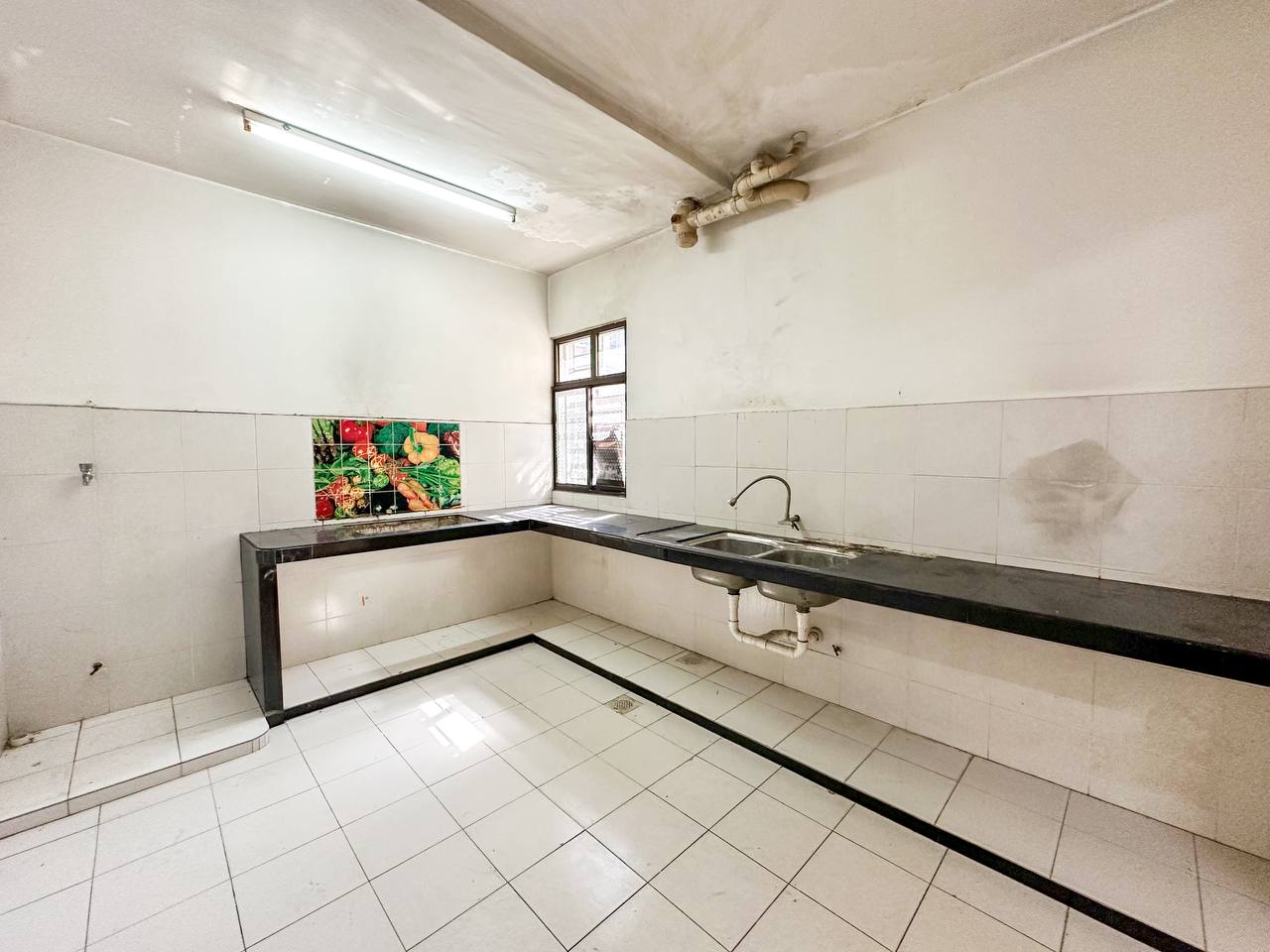 Apartment Teratai Taman Sutera Kajang - photo 4