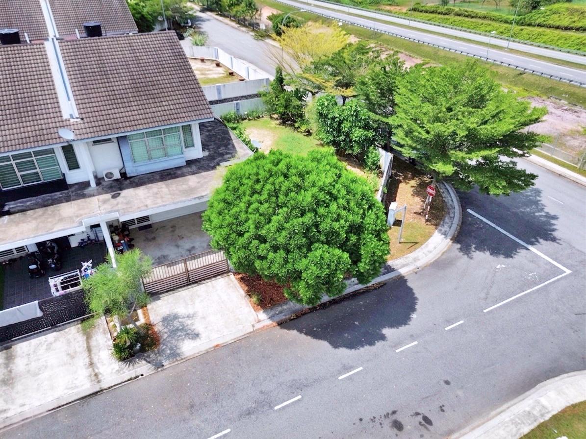 Double Storey Terrace Bangi Avenue - photo 10