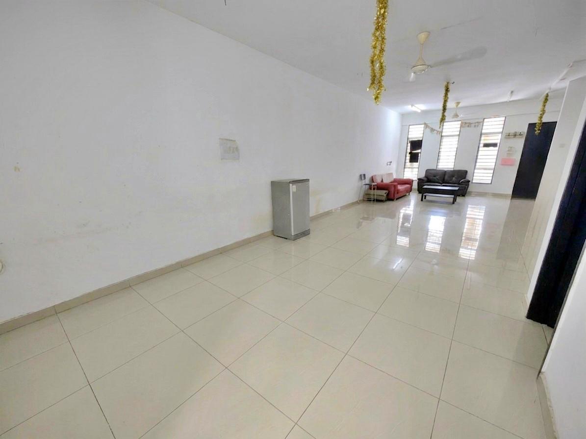 Double Storey Terrace Bangi Avenue - photo 8