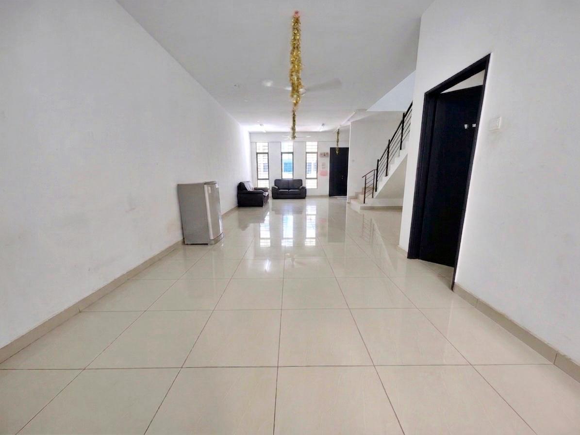 Double Storey Terrace Bangi Avenue - photo 10