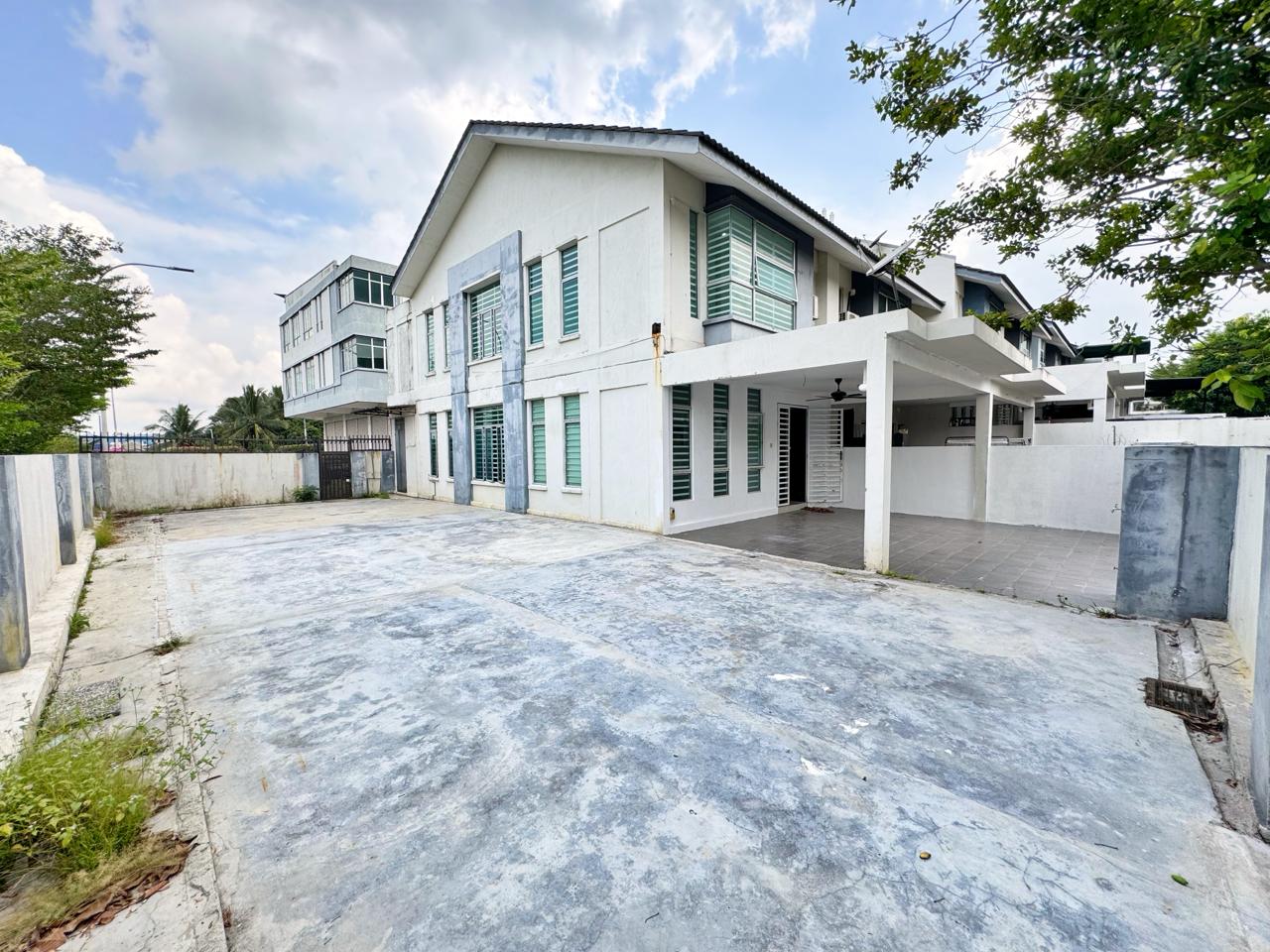 Double Storey Terrace Bangi Avenue - photo 10
