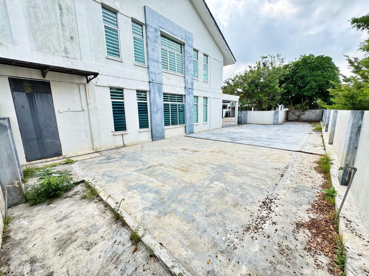 Double Storey Terrace Bangi Avenue - photo 13