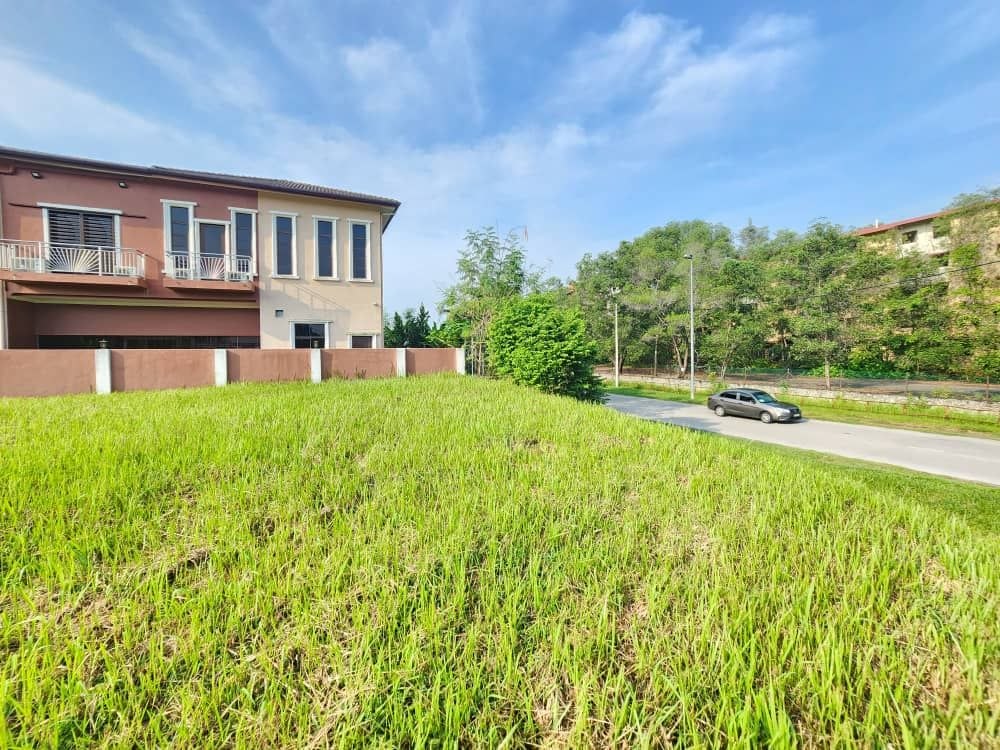 Corner Bungalow Lot Taman Universiti