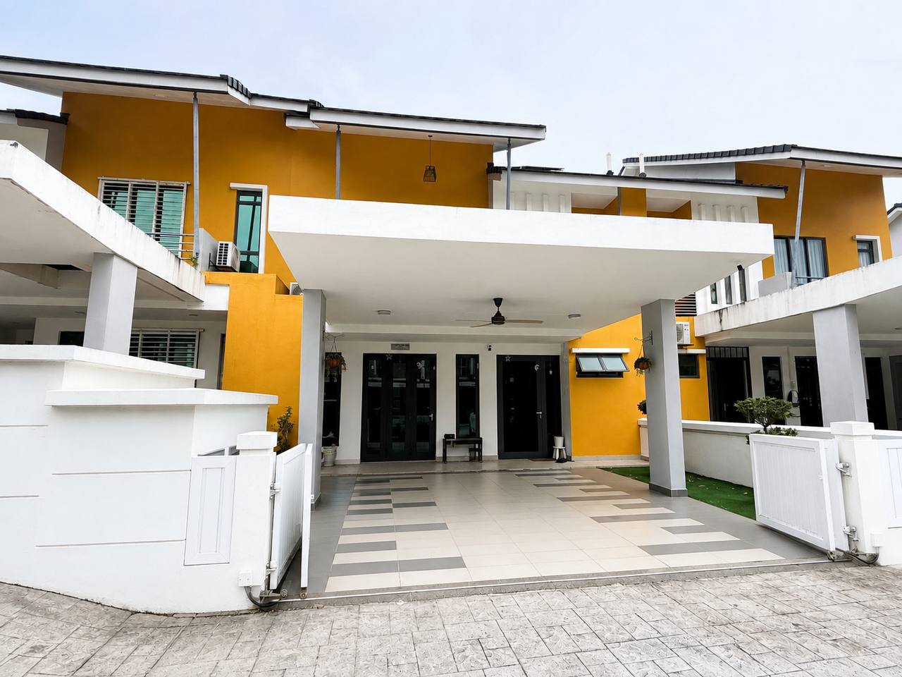 2 Storey Superlink Pelangi Residence Presint 11