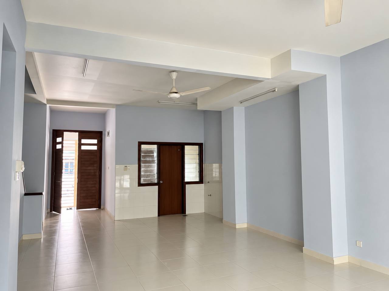 2 n half Storey Desiran Bayu Presint 16 - photo 8