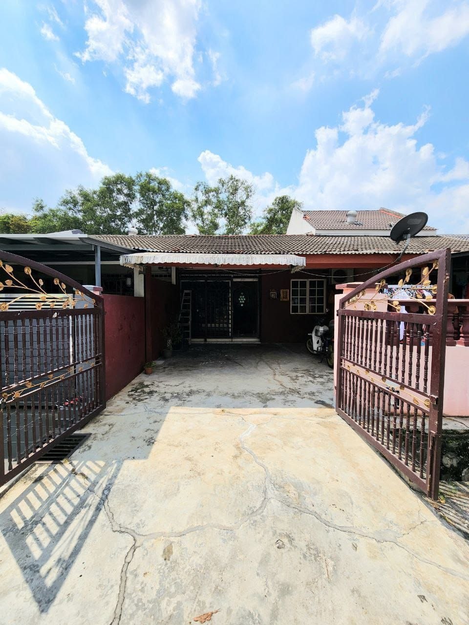 1 Storey Taman Mawar Seksyen 5 Taman Kinrara