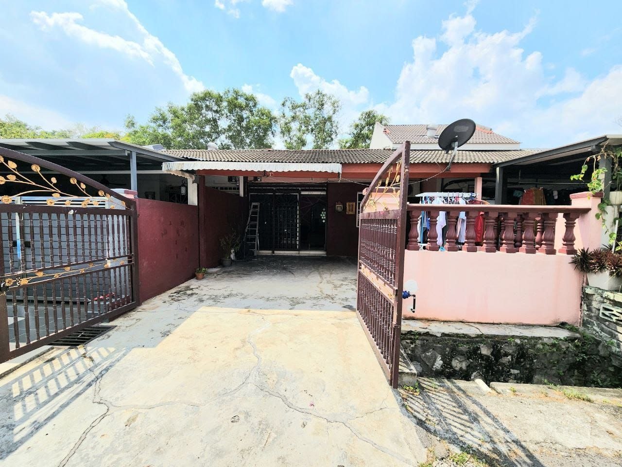 1 Storey Taman Mawar Seksyen 5 Taman Kinrara - photo 2