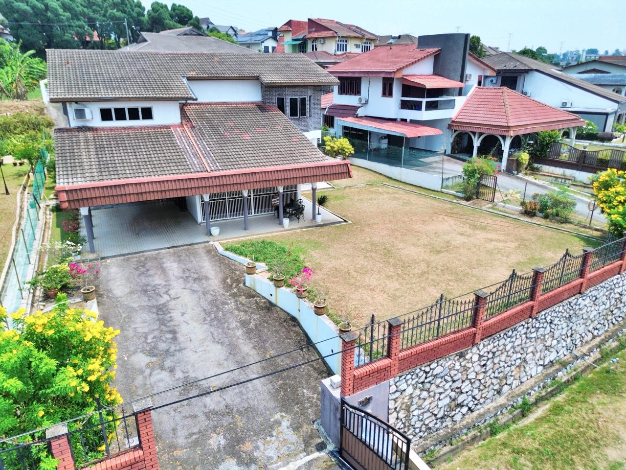 Double Storey Bungalow Seksyen 2 Bandar Baru Bangi - photo 3