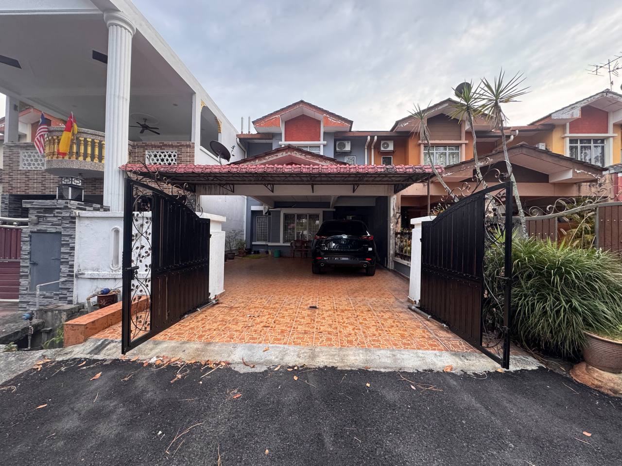Double Storey Terrace Bandar Seri Putra Kajang