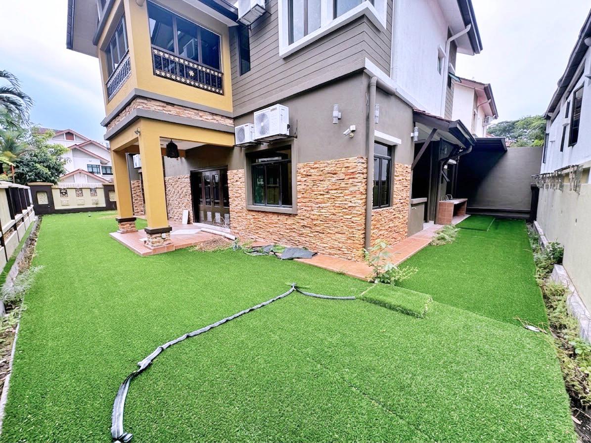 2 n half SEMI-D Seksyen 6 Bandar Baru Bangi - photo 4