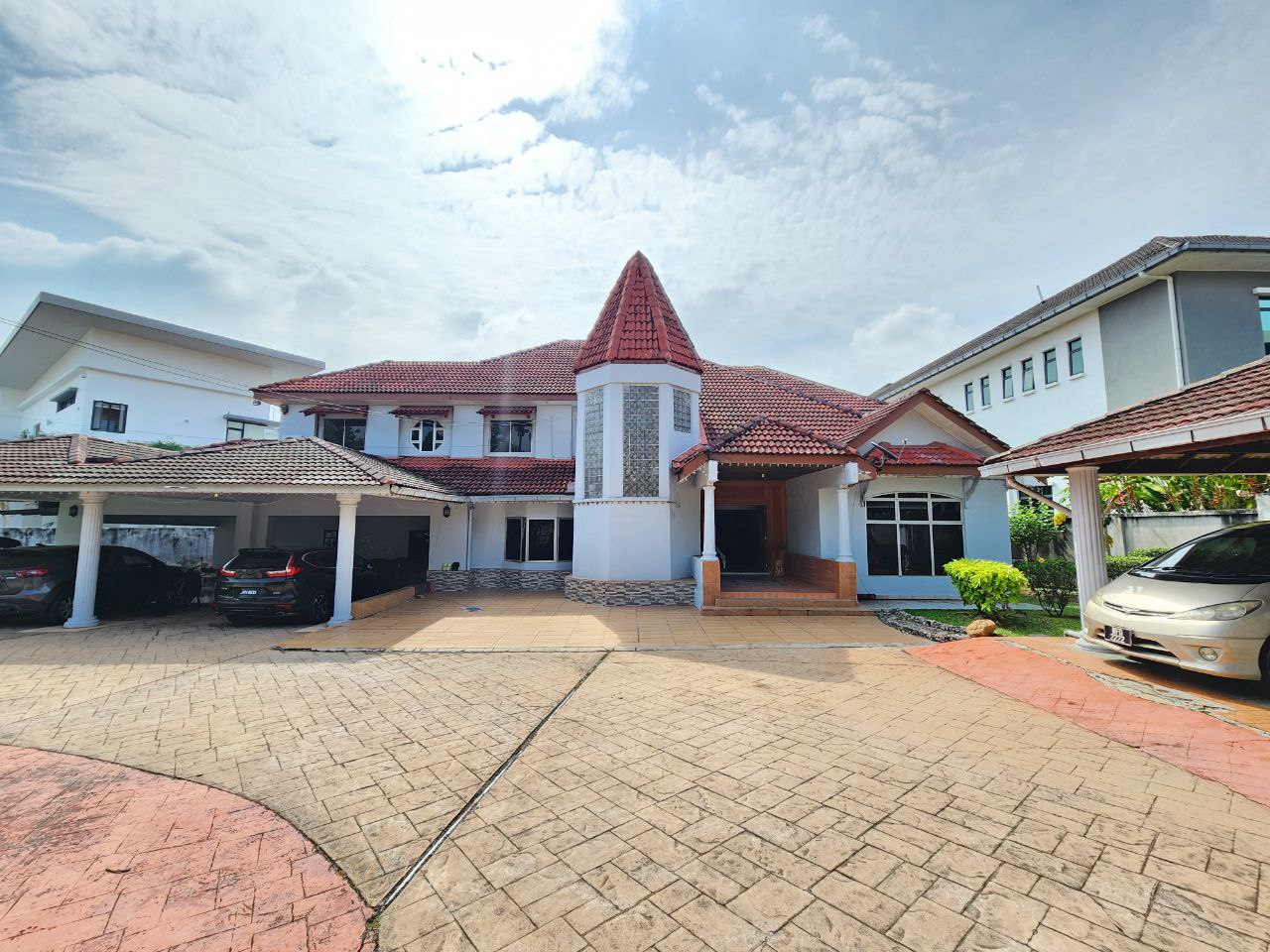 2 n half Bungalow Country Height Kajang - photo 1