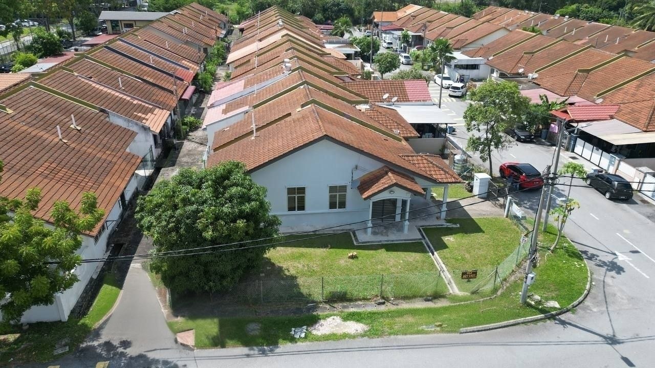 1 Storey SP1 Bandar Saujana Putra - photo 3