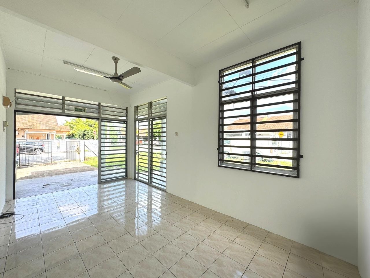 1 Storey SP1 Bandar Saujana Putra - photo 8