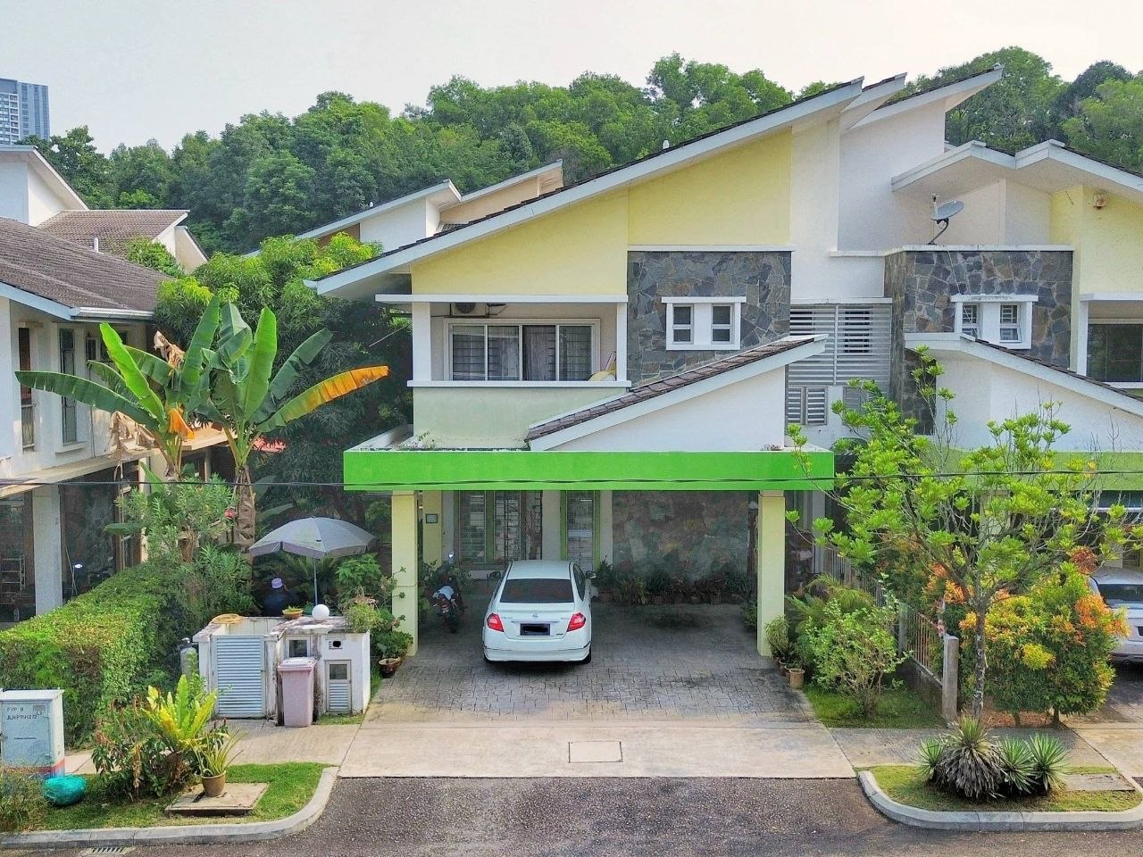 2 Storey Semi- D Presint 15