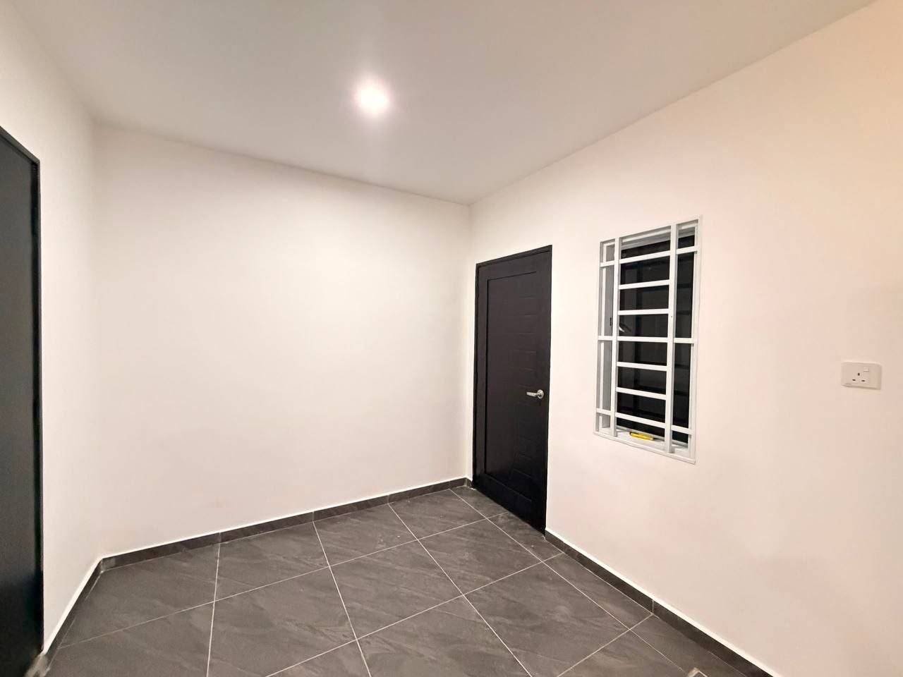 Terrace 2 Storey Taman Ros Mantin - photo 13
