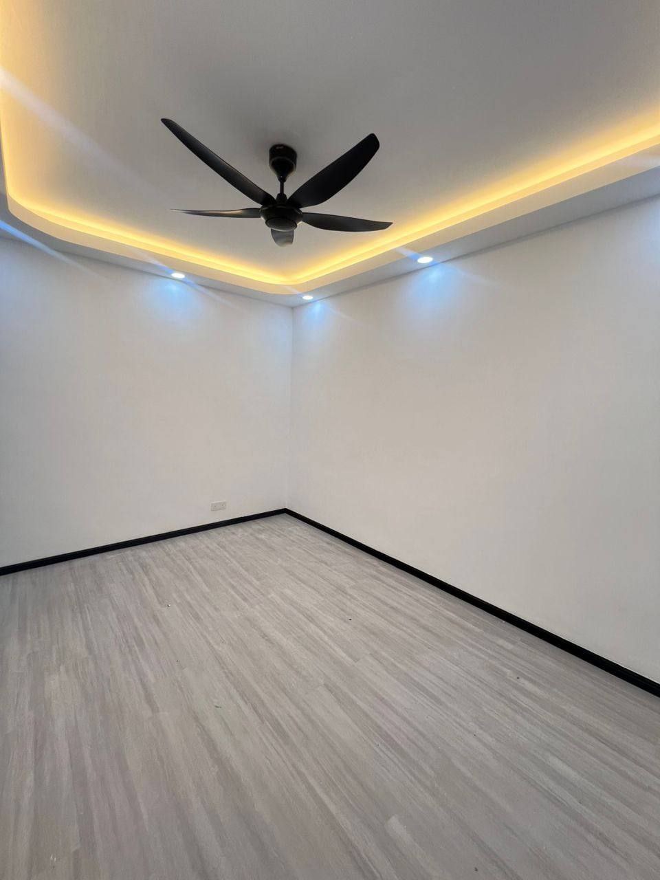 1 Terrace House Taman Bukit Zamrud Seremban - photo 3