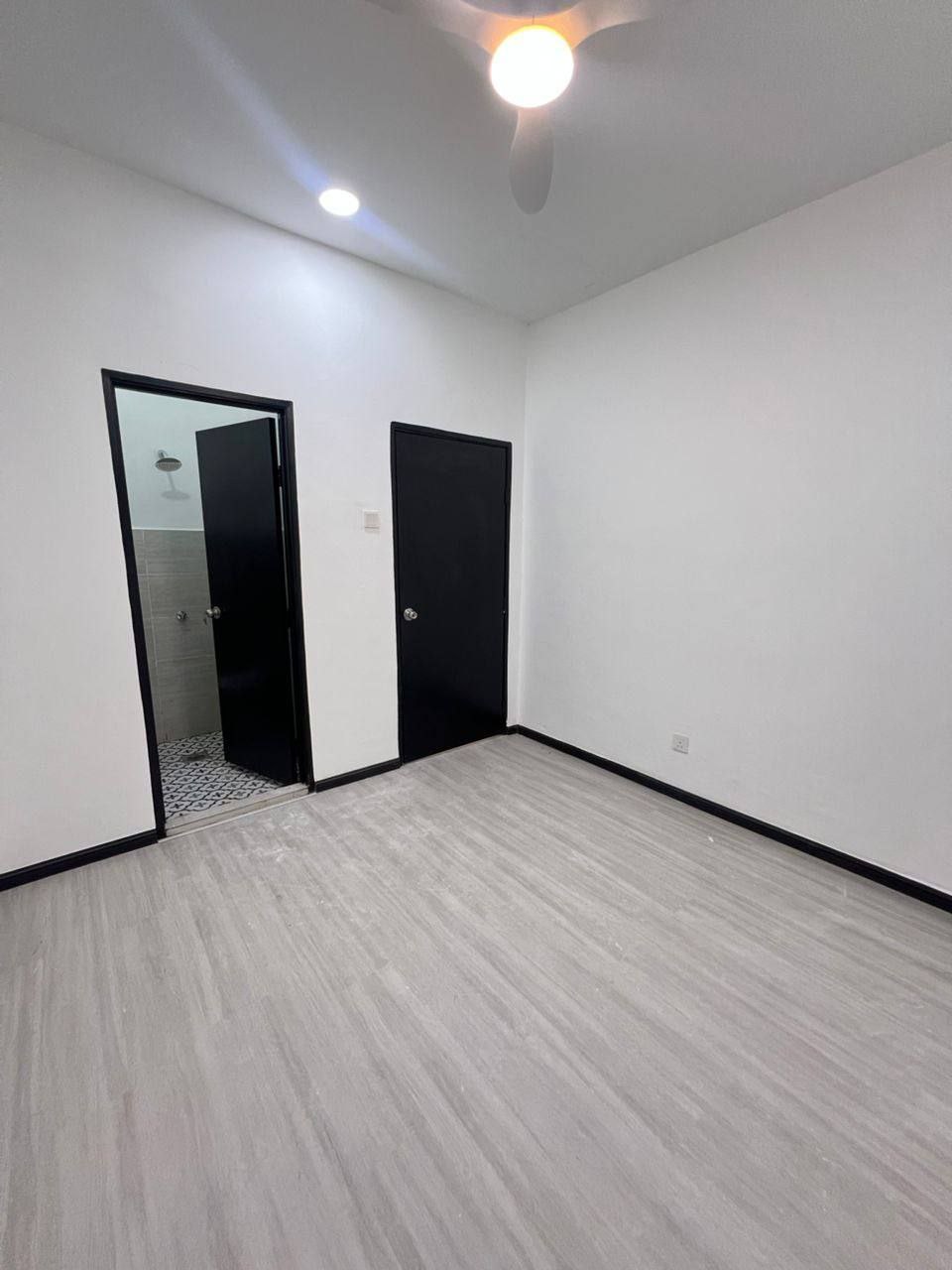 1 Terrace House Taman Bukit Zamrud Seremban - photo 11
