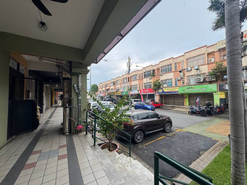 Ground Floor Shop Taman Prima Saujana Impian - photo 4
