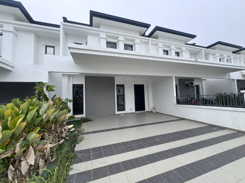 Renovated Double Storey Superlink IORA Alam Sari - photo 7