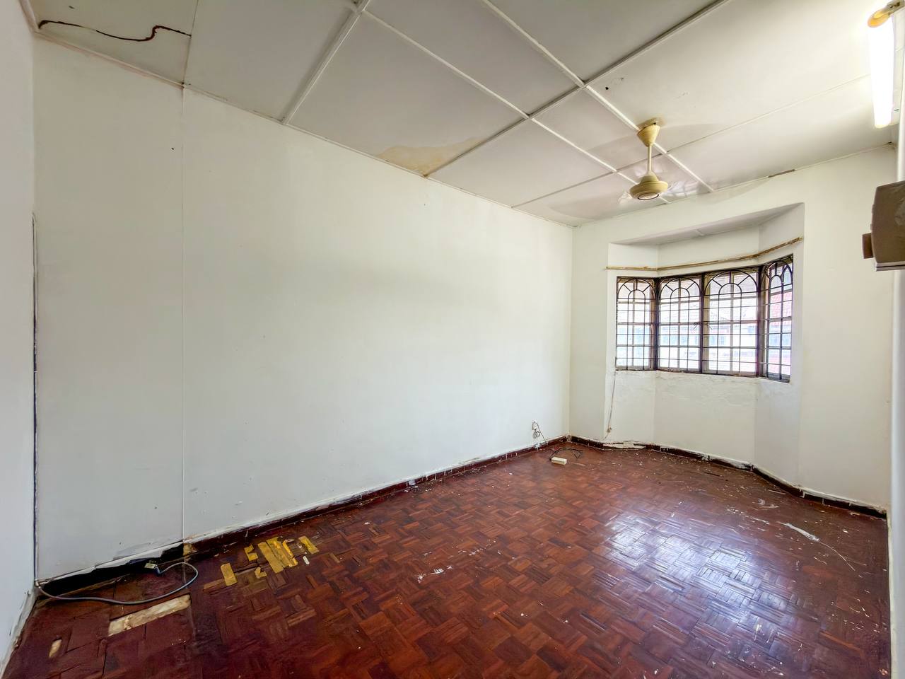 Double Storey Terrace USJ 2 Subang Jaya - photo 13