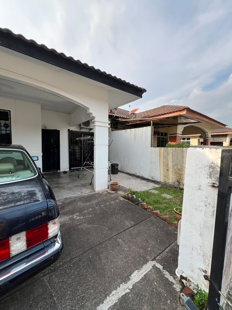 Single Storey Semi-D Warisan Permai Kota Warisan - photo 2