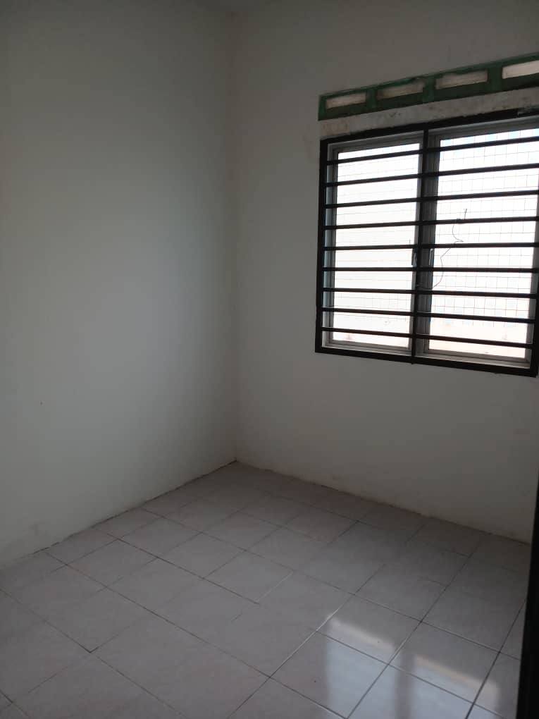 1 Storey Tmn Langat Murni Bukit Changgang Banting - photo 10