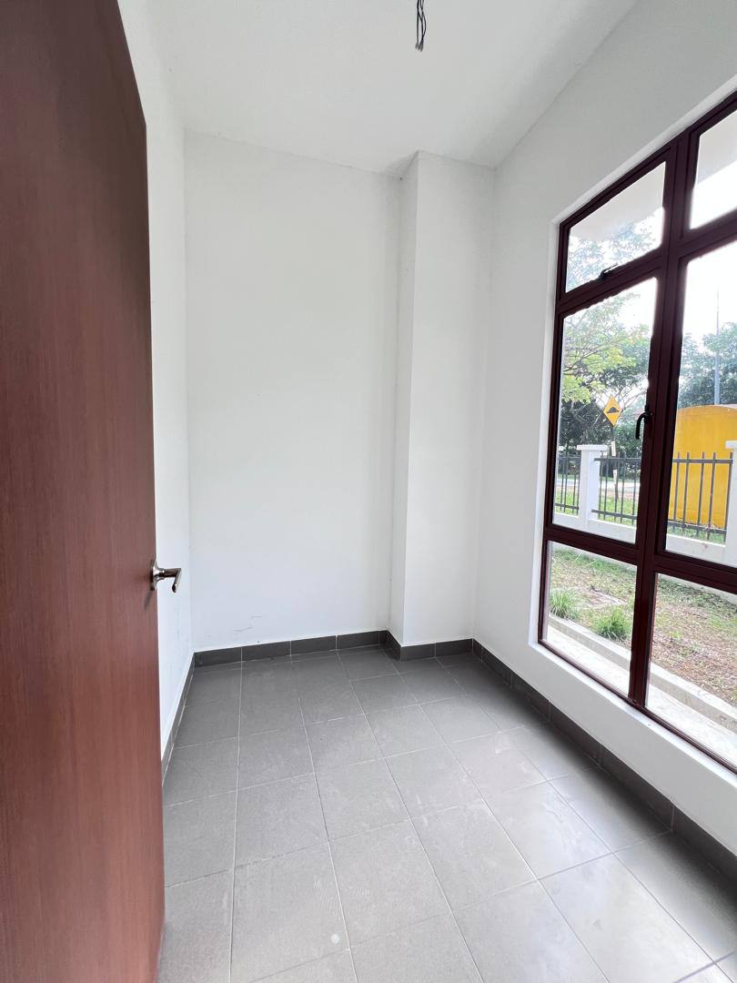 Storey Semi D House Seksyen 3 Bandar Baru Bangi - photo 13