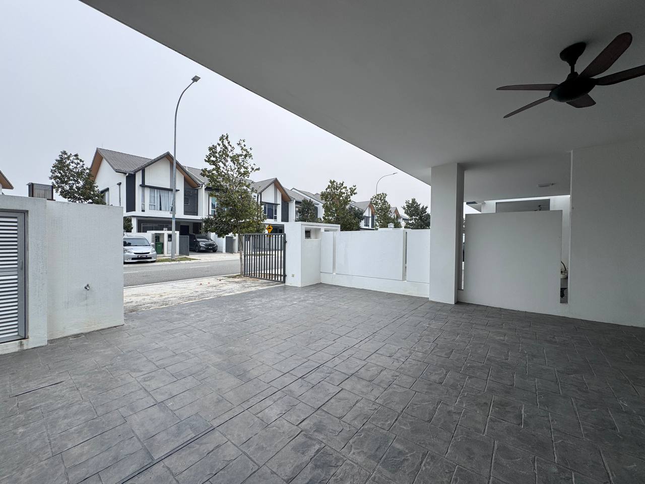 Double Storey Terrace House Serene Heights - photo 6