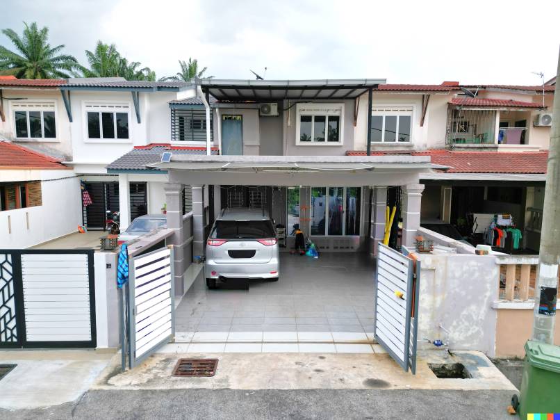 Facing Open Renovated 2 Storey Taman Ametis Jaya - photo 3