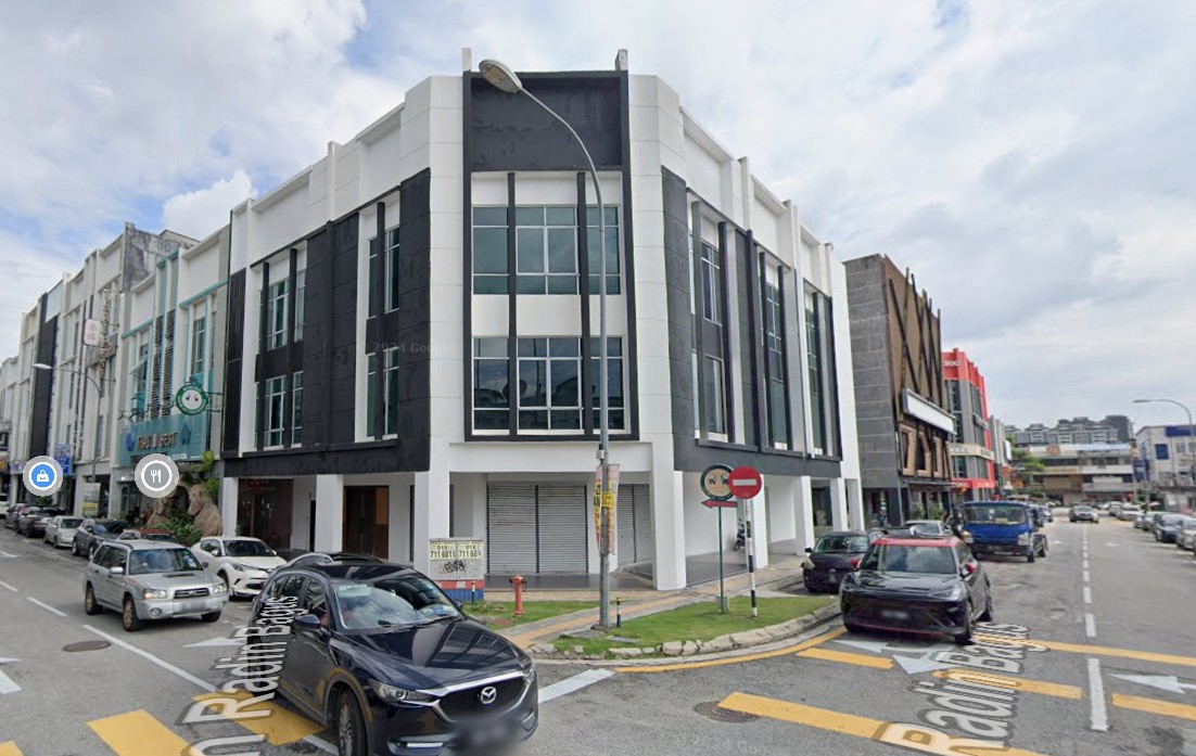 Big Corner Shop Lot Sri Petaling - photo 5