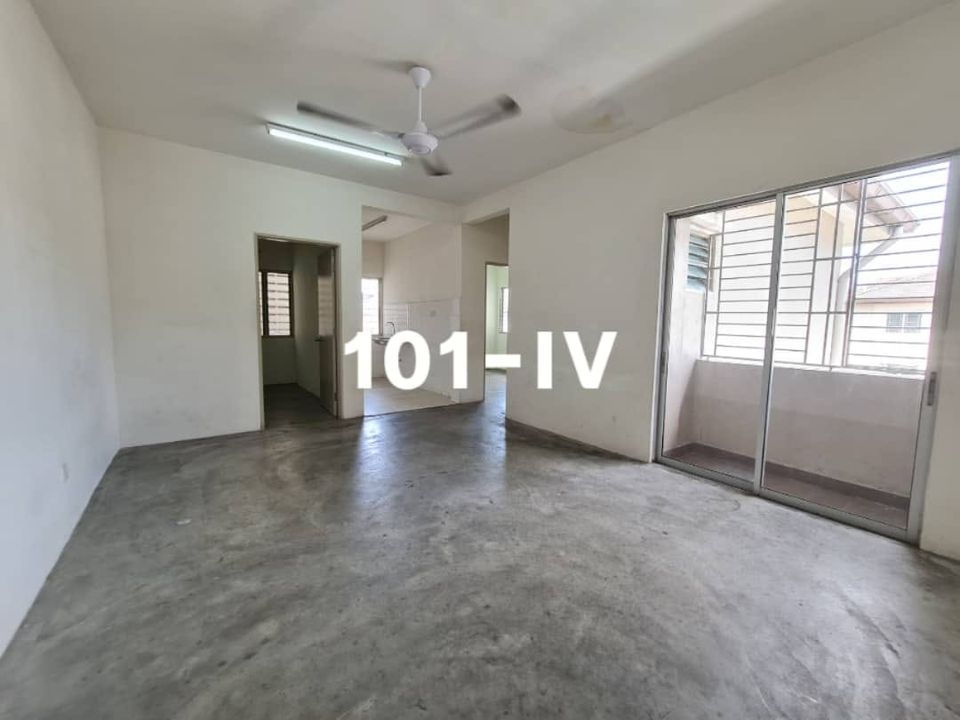 Akasia Apartment Bandar Botanic Top Floor