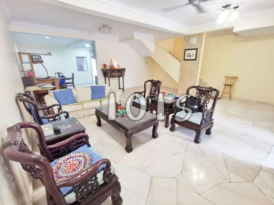 Bukit Rimau Double Storey 24x80 Fully Renovated