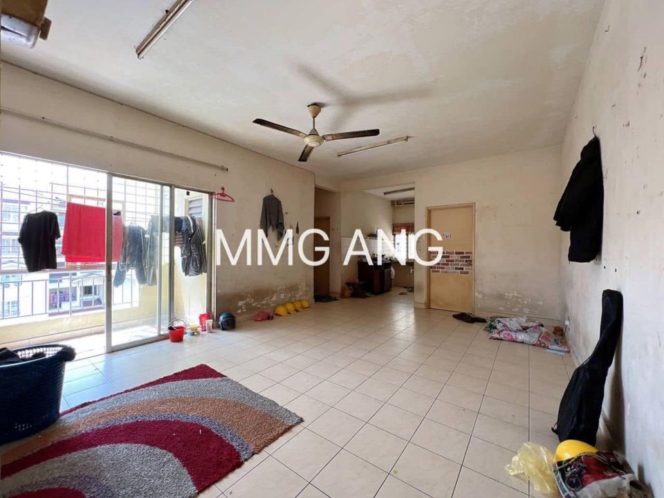 Bandar Botanic Kasuarina Apartment 900 sqft