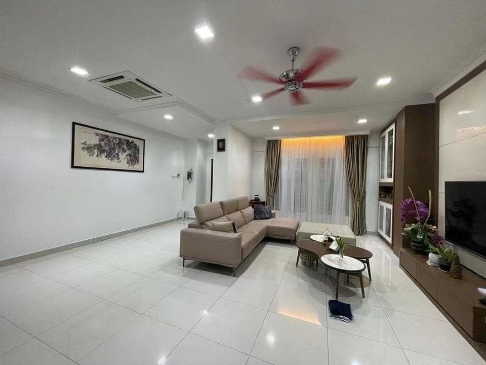 Setia Alam Triple Storey 7R5B 22x75