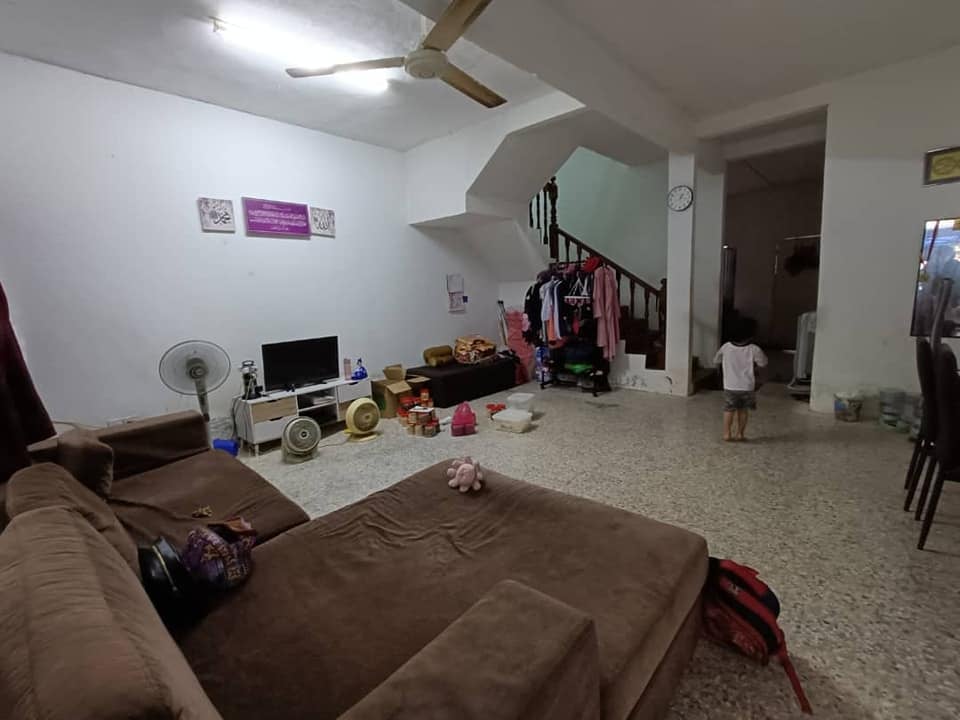 Taman Klang Utama Double Storey 3R2B - photo 1