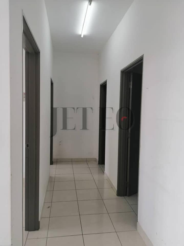 Bukit Tinggi 2 Trifolis Apartment 900 sqft 3R2B - photo 2