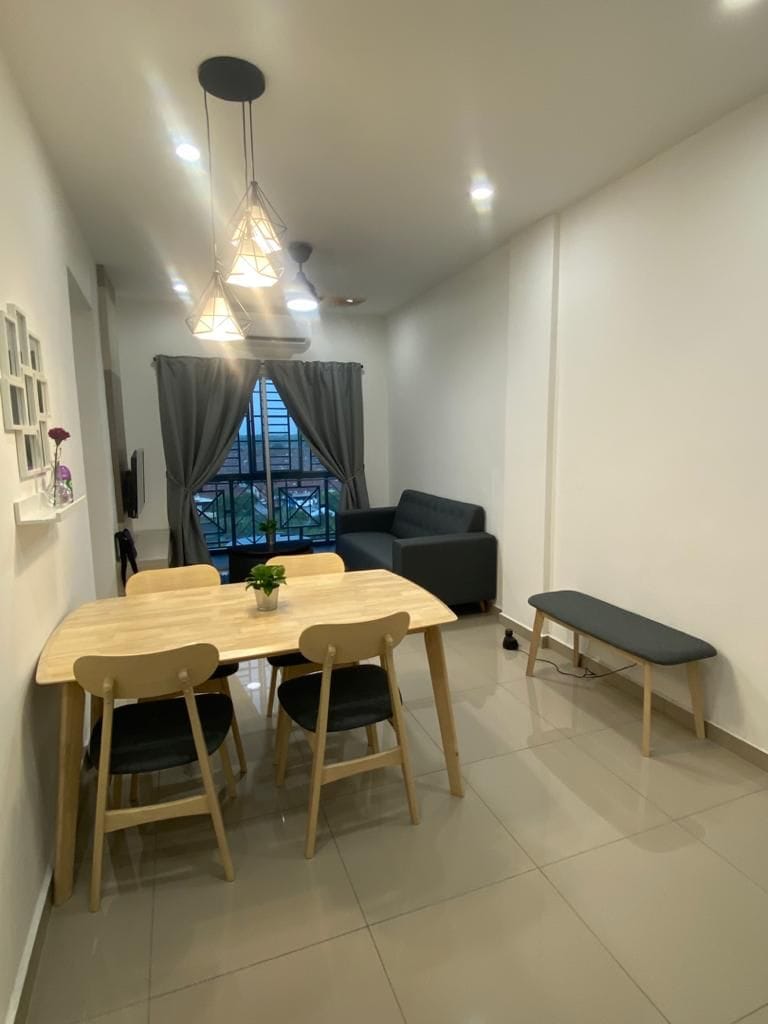 Impian Sentosa 760sqft 3R2B Fully Renovated