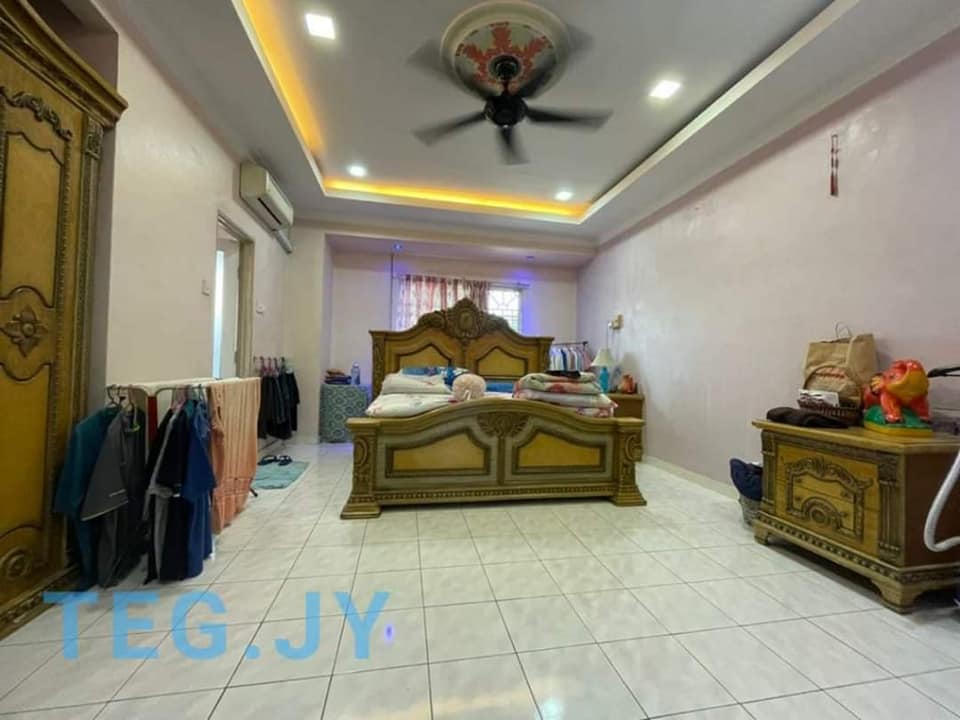 Kapar Klang Two Half Storey 20x90 5R3B - photo 2