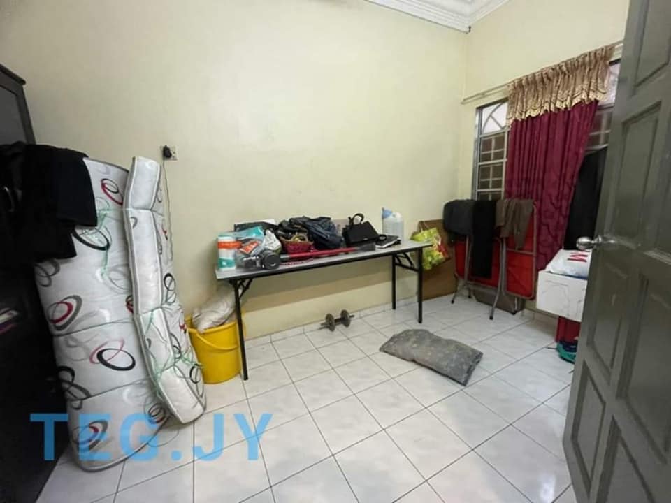 Kapar Klang Two Half Storey 20x90 5R3B - photo 3
