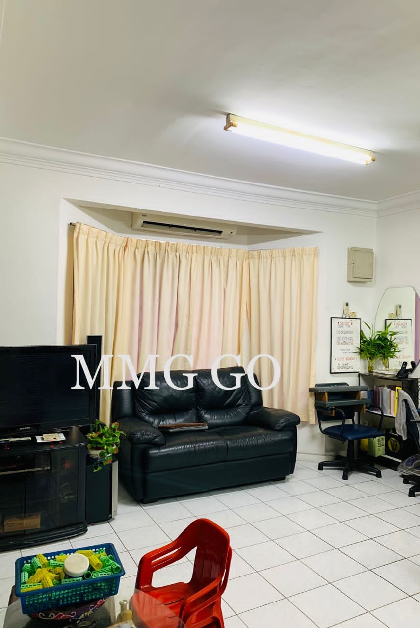 Bandar Bukit Tinggi 1 Double Storey Corner 4R3B