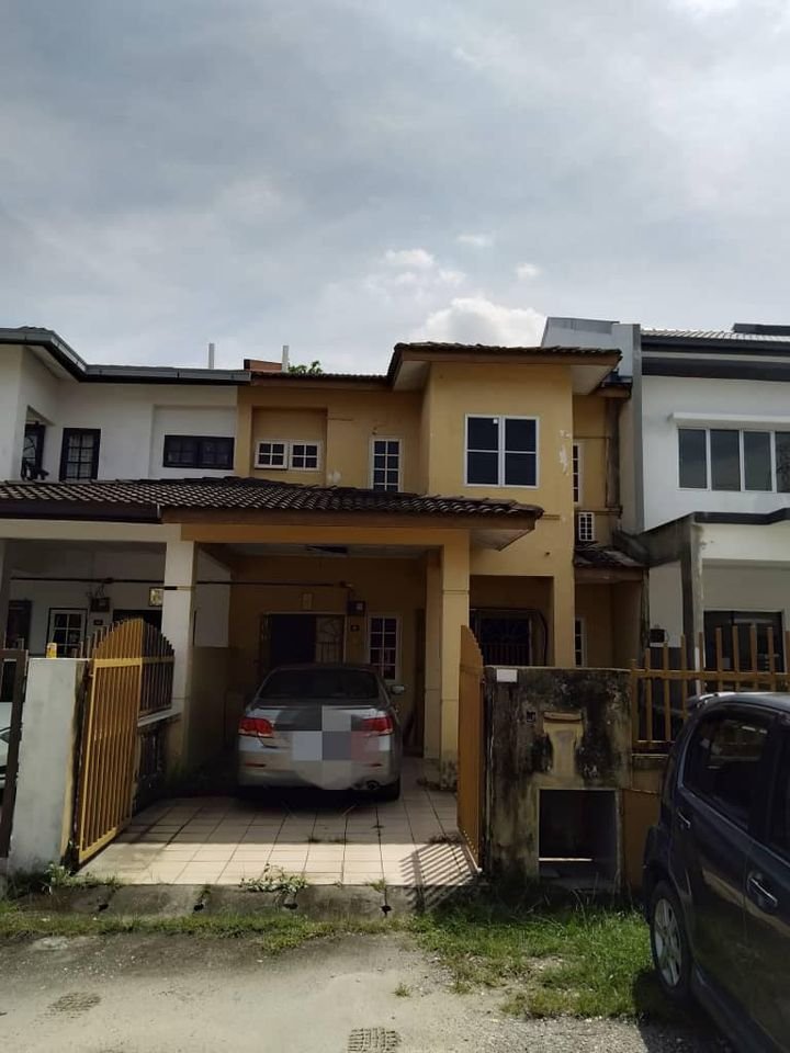 Taman Klang Ria Double Storey 22x70 4R3B - photo 1