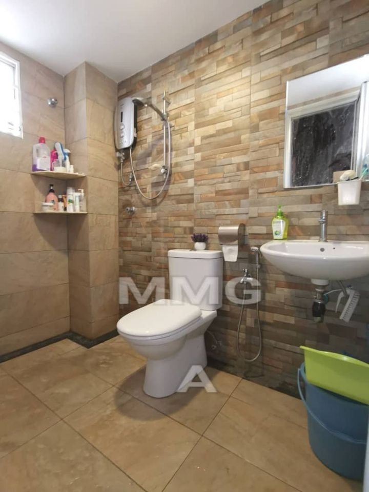 Bandar Botanic Double Storey 20x70 4R3B - photo 3